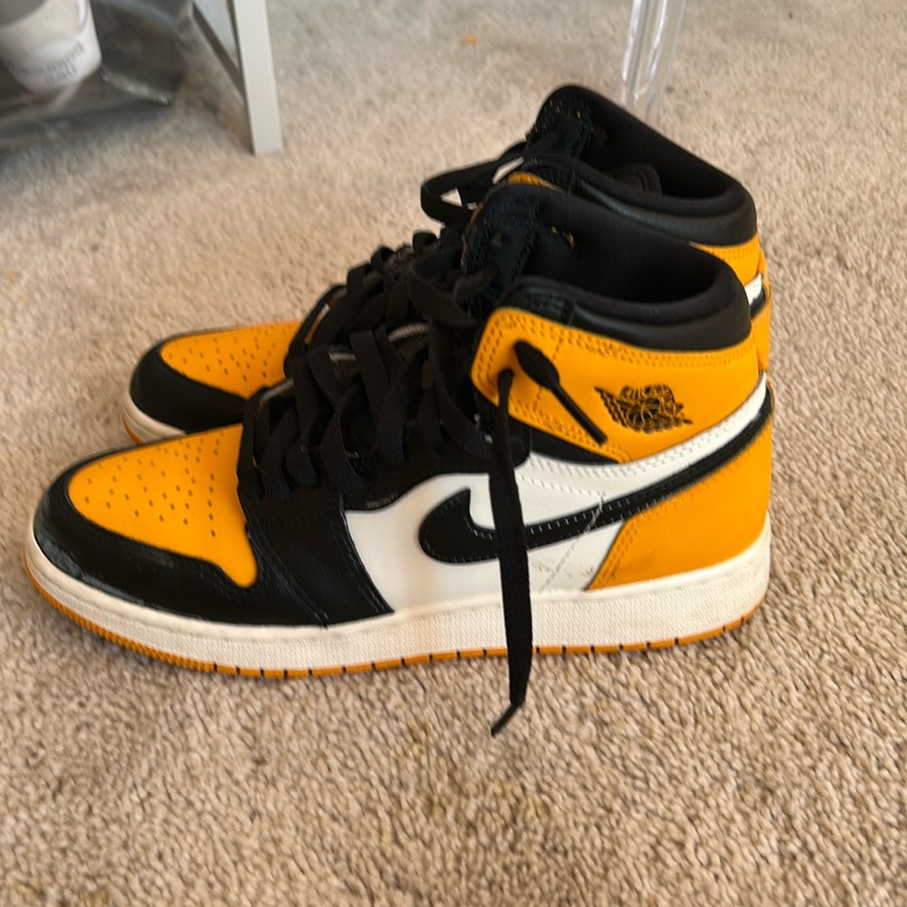 Air jordan ones, worn, willing to negotiate